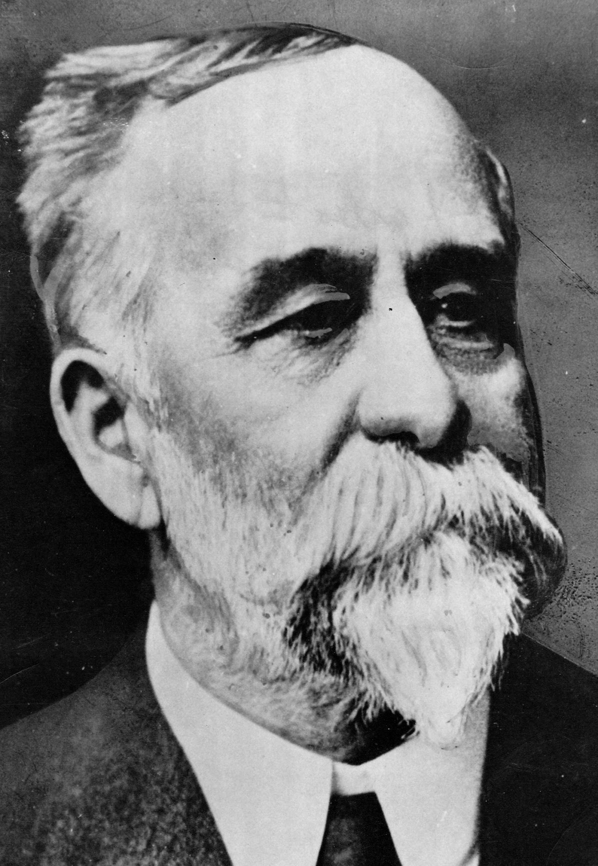 27. Charles Bessey